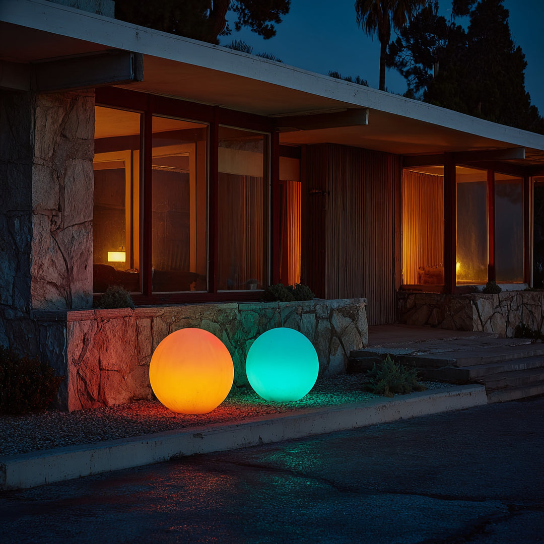 Solarna lampa wolnostojaca ogrodowa GB167 - kula 30x30x63cm, kolorowy LED