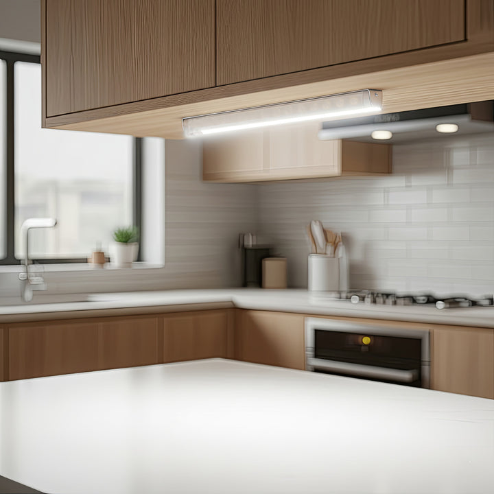 Lampa kuchenna LED Maclean, podszafkowa 9 SMD, na baterie, czujnik PIR on/off, MCE166