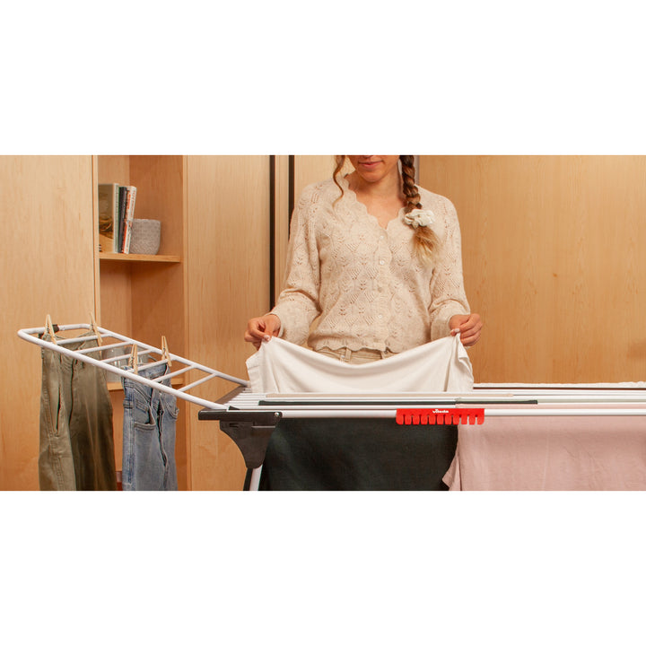 Suszarka stojąca na pranie Vileda King z grubymi, aluminiowymi linkami
