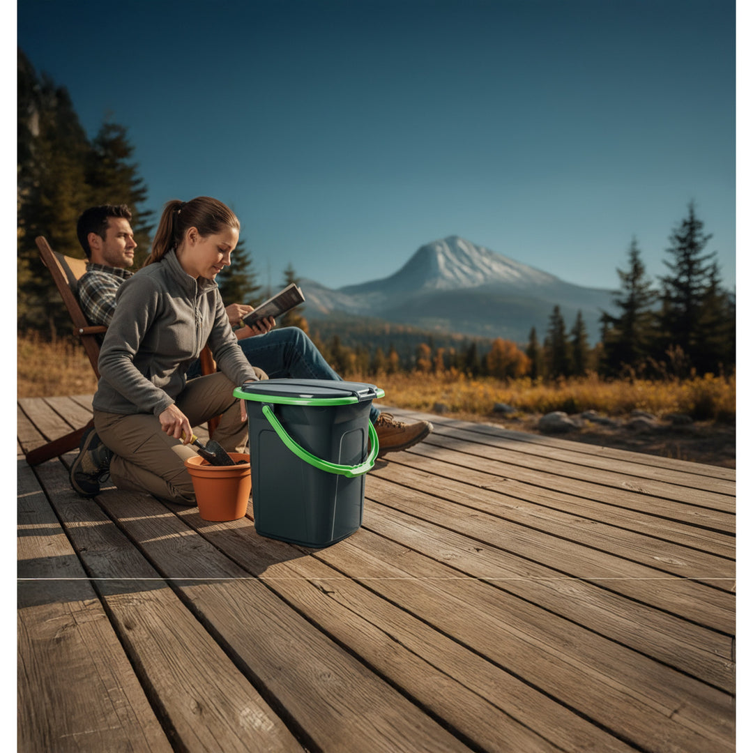 Toaleta turystyczna GreenBlue GB320BG czarno-zielona