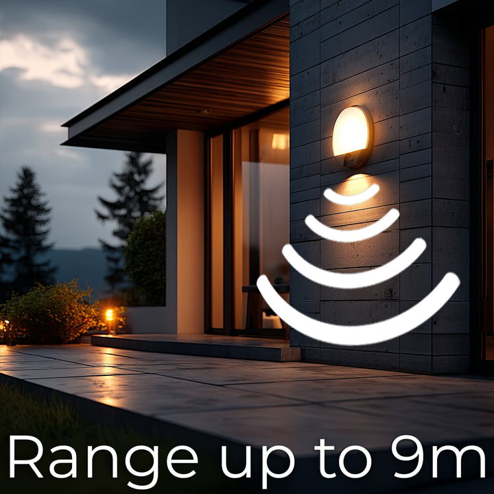 Lampa LED z czujnikiem ruchu na podczerwień MCE291 GR 1100lm 15W IP54 Maclean Energy kolor szary