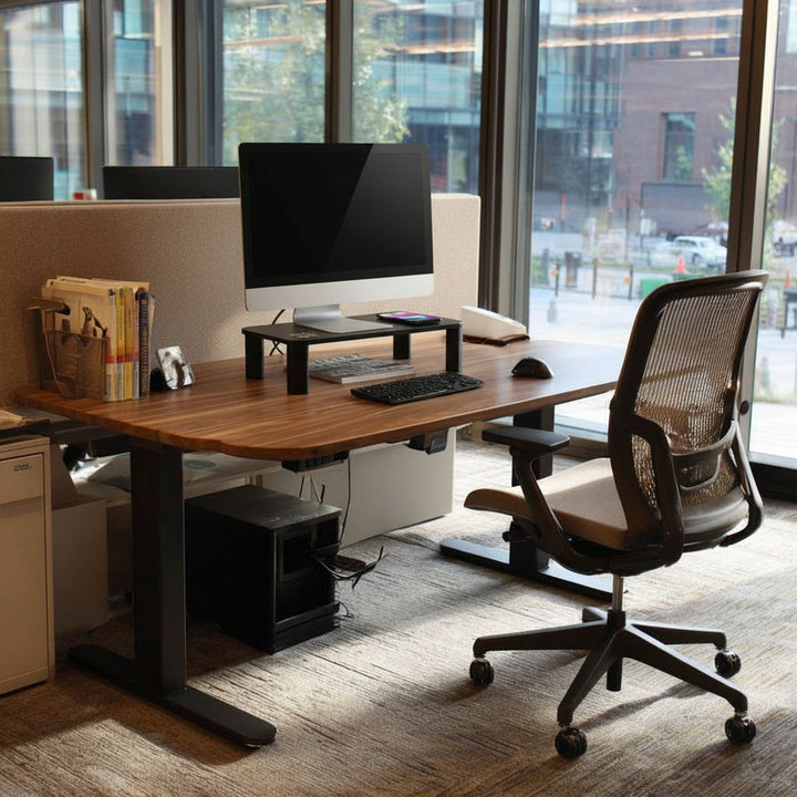 Podstawka stolik pod monitor Ergo Office, regulowana, z ładowarką bezprzewodową Qi, max 20kg, 17-32", ER-415