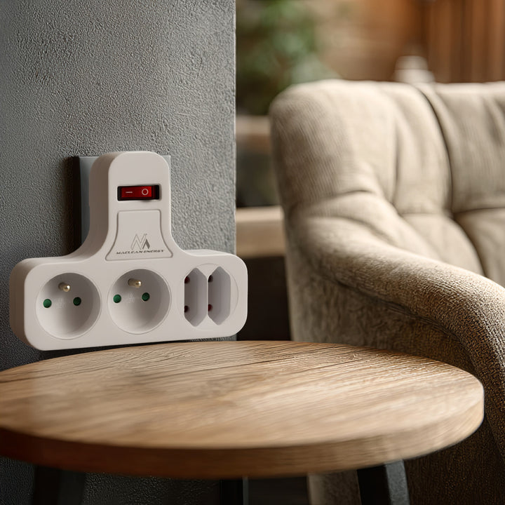 Gniazdko prądowe Maclean, Poczwórne z wyłącznikiem, Nóżką stabilizującą, Typu E, 2x2,5A, 2x16A, MCE224