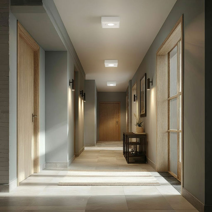 Punktowa oprawa sufitowa Maclean, dla źródeł światła MR16/GU10, kolor biały, 94x94x32mm, kwadratowa, alu, MCE464 W