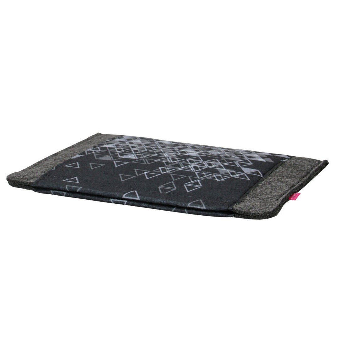 Etui na laptopa notebooka o przekątnej 11'', wykonane z ekologicznego filcu, wzór nadruku Triangle