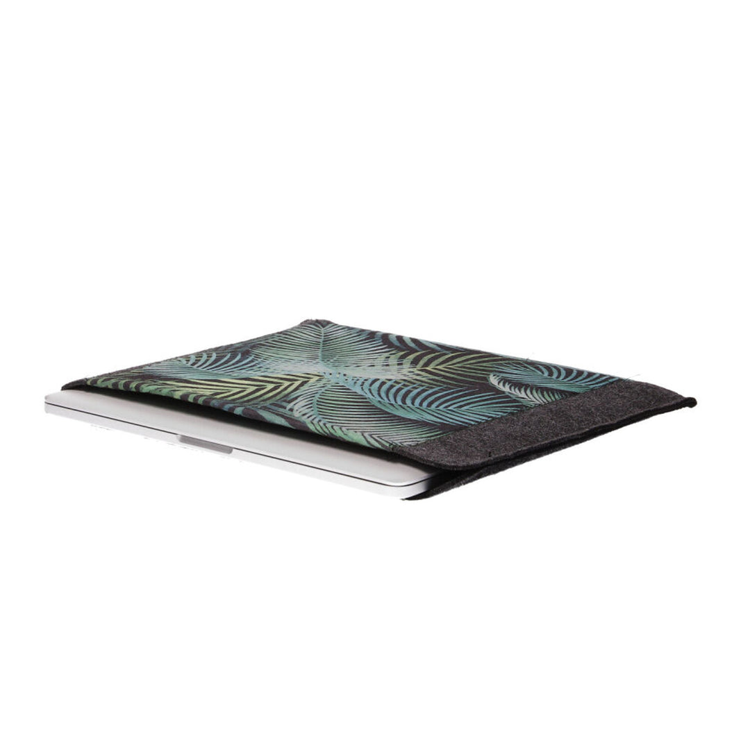 Etui na laptopa notebooka o przekątnej 13'', wykonane z ekologicznego filcu, wzór nadruku Mallorca