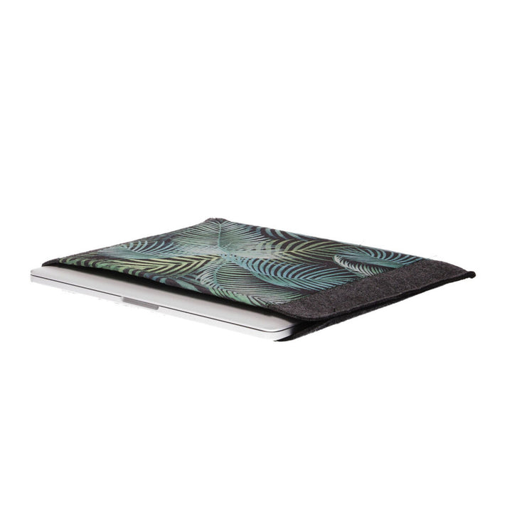 Etui na laptopa notebooka o przekątnej 15'', wykonane z ekologicznego filcu, wzór nadruku Mallorca
