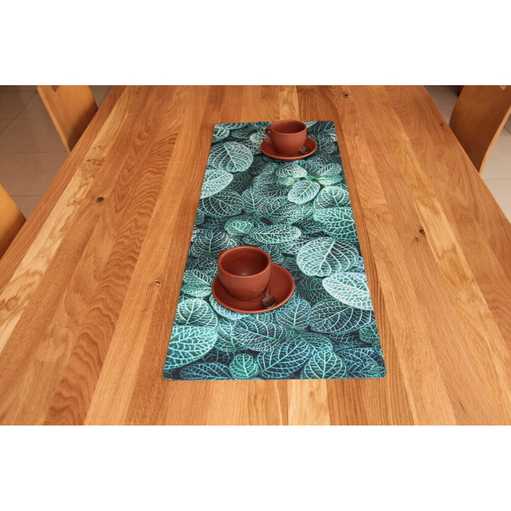 Bieżnik Bertoni, stołowy, ekologiczny filc, wymiary 95x33cm, wzór nadruku Malta