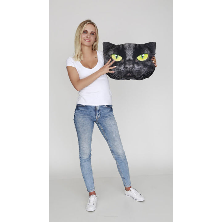 Poduszka dekoracyjna Bertoni Kot Nero 30x45 cm, welur, nadruk kota, wkład antyalergiczny