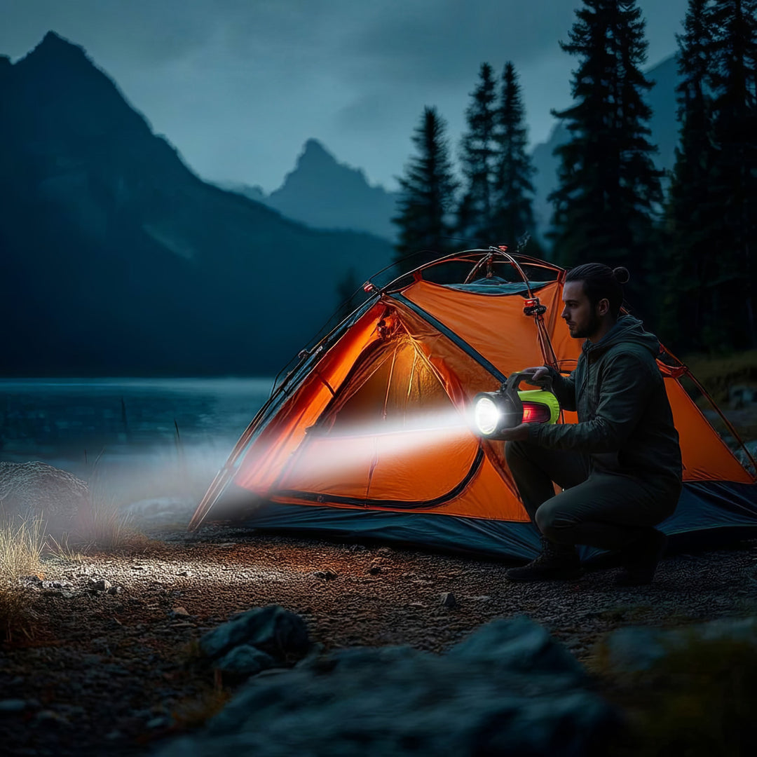 Latarka LED 3w1 Maclean, funkcja powerbanku, 3 tryby świecenia, 5W XM-L-T6, Cold White 6500K, 3,7V 3x18650, 4500mAh, MCE345