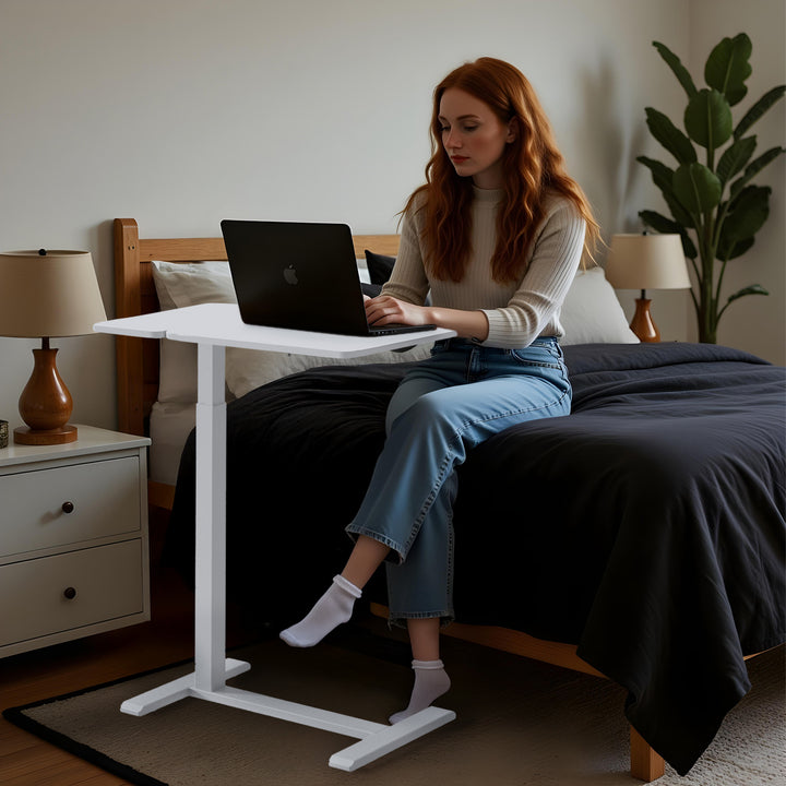 Mobilne biurko/stand na laptop Maclean, białe, regulacja wysokości 76-109cm, max. 30kg , MC-120 W
