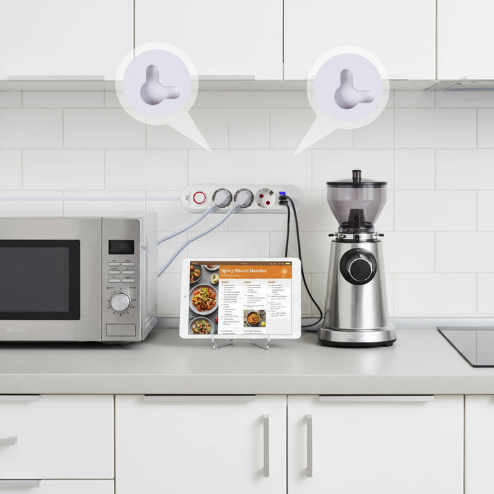 Listwa zasilająca Maclean, przedłużacz 3 gniazda + 3xUSB, 110-240V AC 50/60Hz, 2.1A max 2500W, 1,5m, biała, MCE394 W