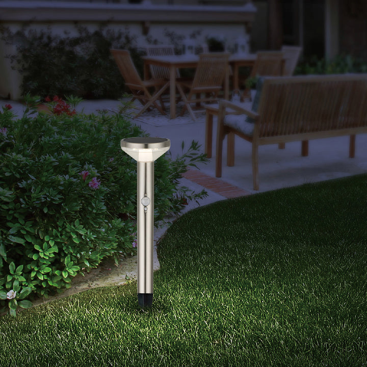 Solarna lampa LED Maclean, z czujnikiem, 3 tryby,wbijana, Li-ion 18650, IP44, 3,7V, 1200 mAh, Chrom matt, MCE465 C/M, 8 sztuk