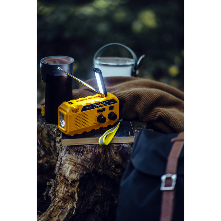 Radio solarne Adler, akumulator 1200 mAh, latarka, korbka ręczna, AD 1197