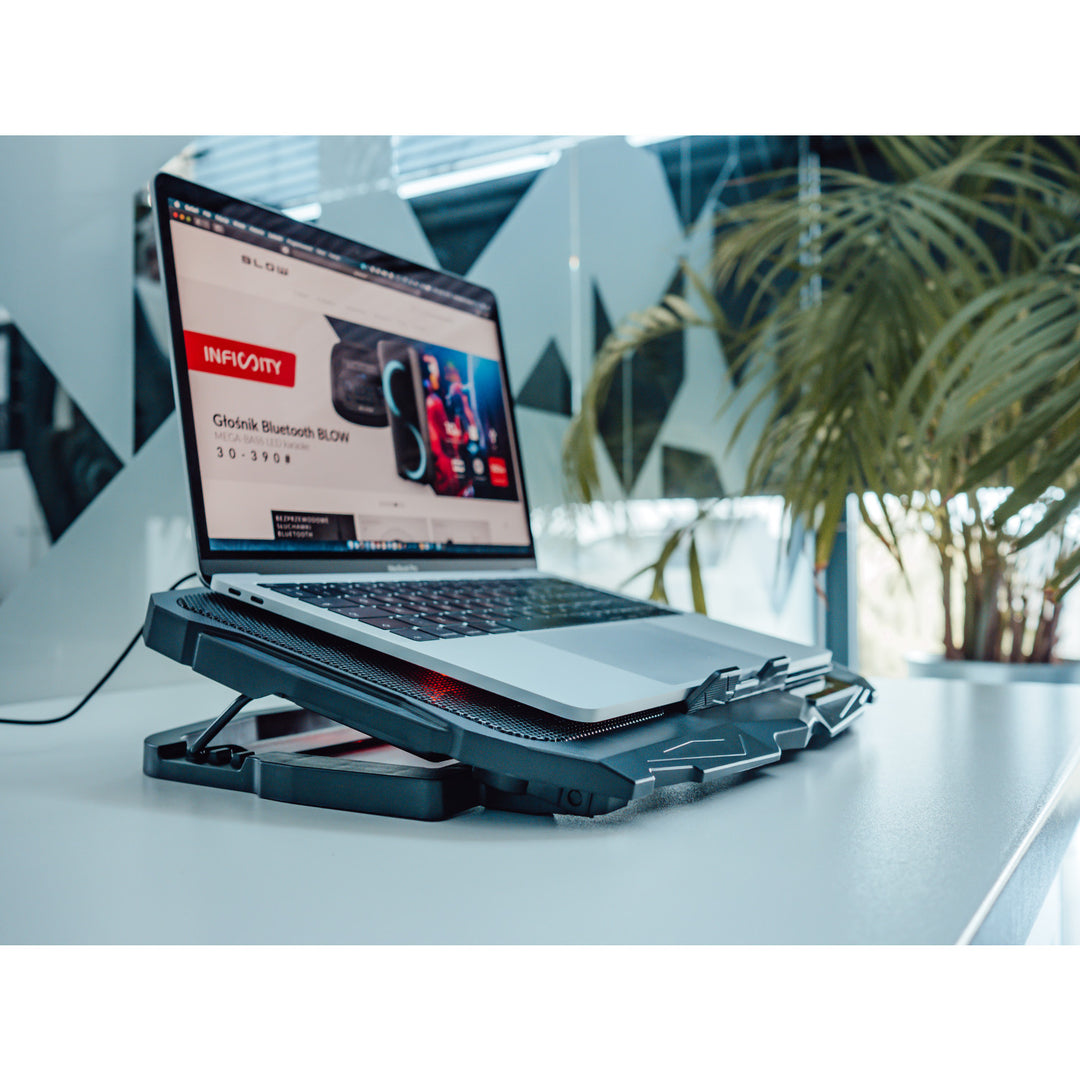 Podstawka chłodząca pod laptopa Blow Hurricane, cztery wentylatory, czerwone podświetlenie, wbudowany hub USB