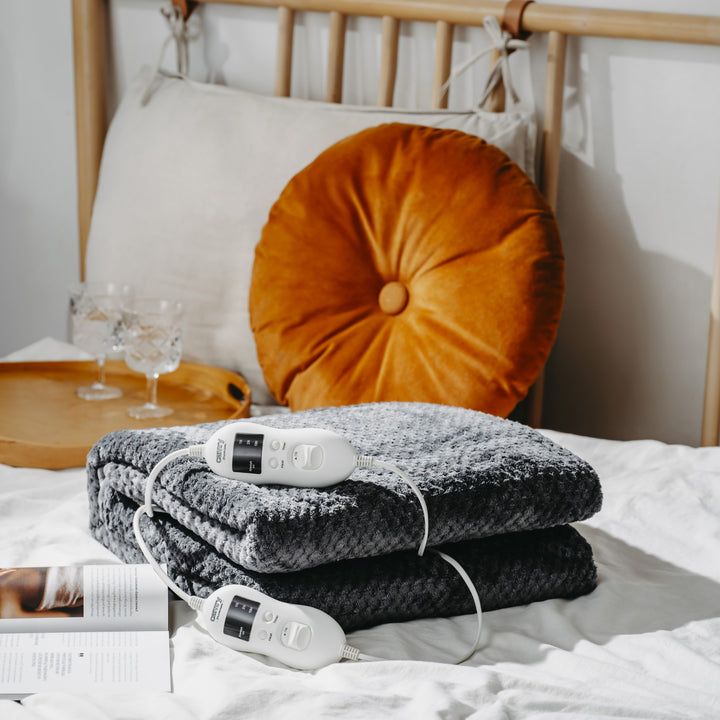 Koc elektryczny Camry, dla 2 osób, wymiary 150x160cm, 8 poziomów grzania, moc 2 x 60W, szary, CR 7417