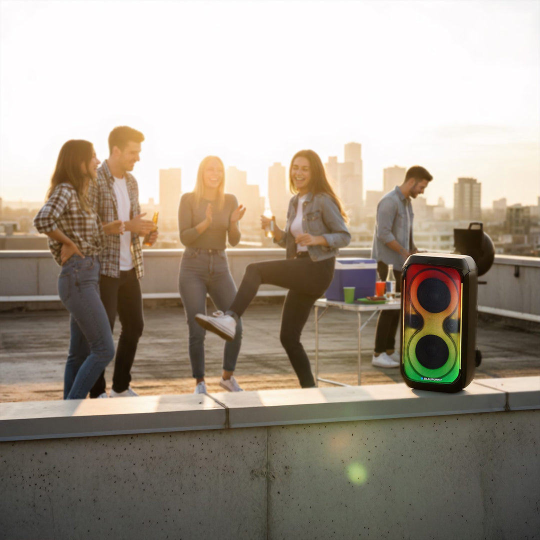 Głośnik Party Box Blaupunkt, Oświetlenie LED, Bluetooth, USB i AUX, Radio FM, Funkcja karaoke, pilot do sterowania, czas pracy baterii do 18h, PB60X