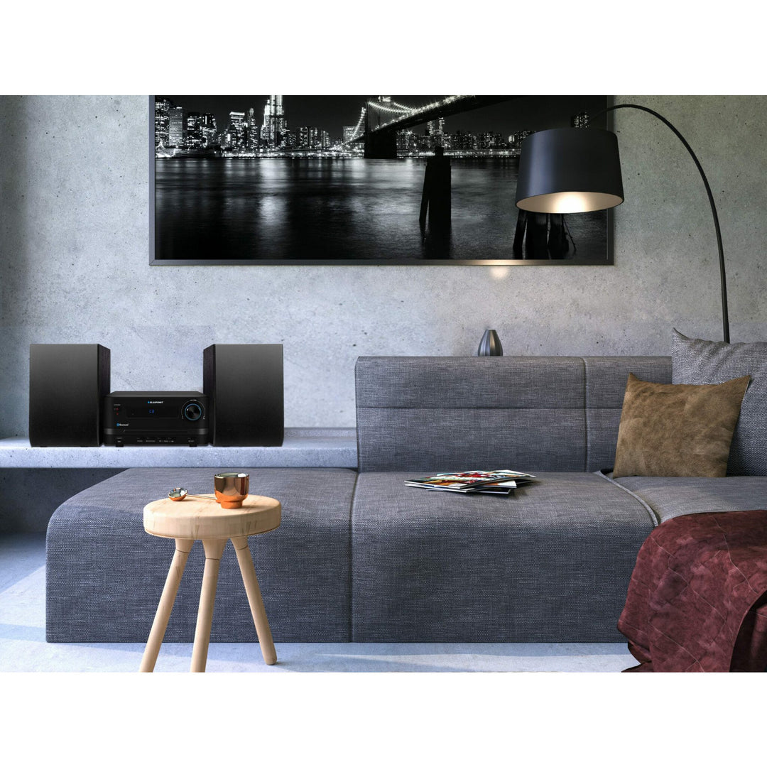 Mikrowieża Blaupunkt, moc 45W, radio FM, gniazdo AUX oraz złącze USB, Bluetooth, MS14BT