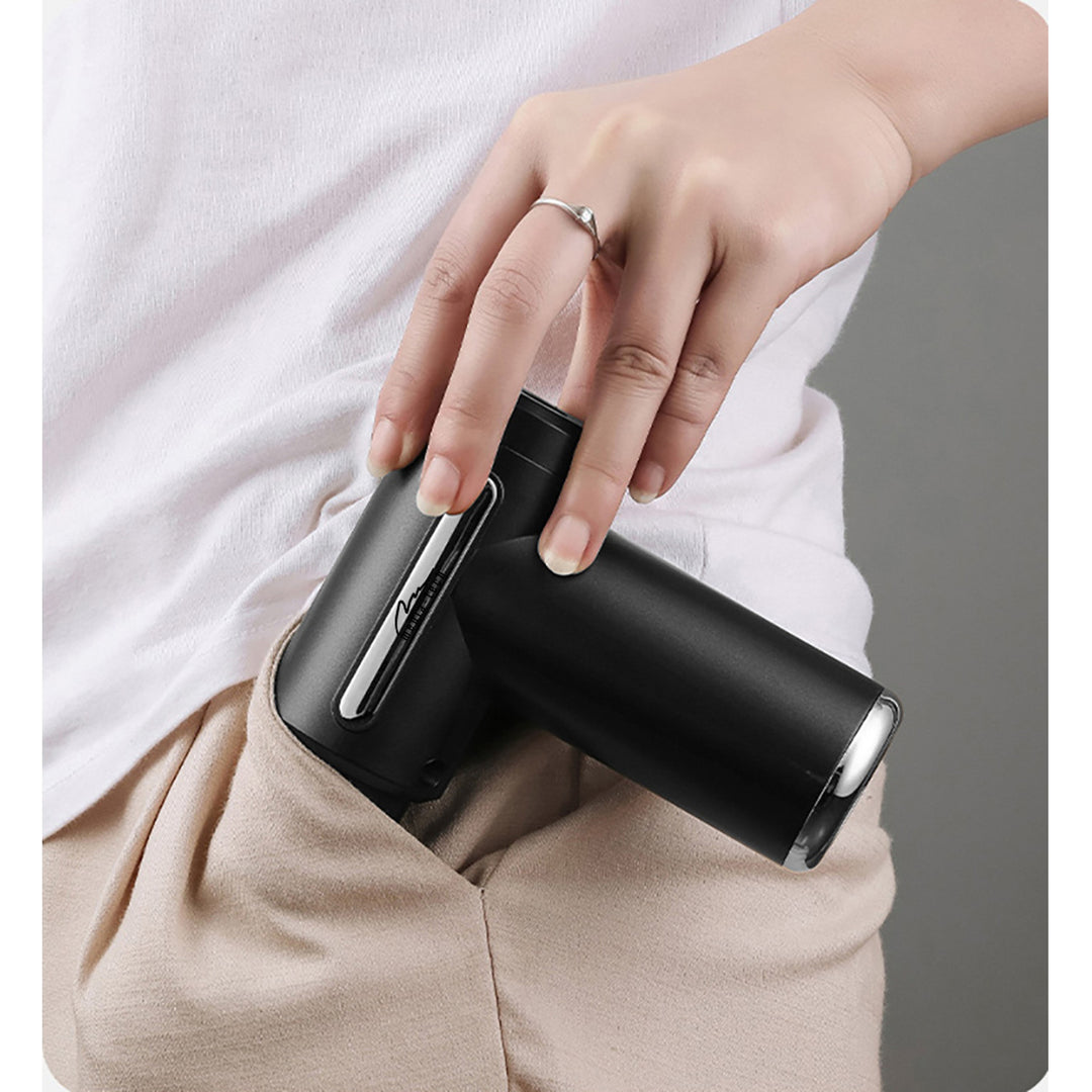 Masażer do łatwego i szybkiego masażu spiętych mięśni, Media-tech, 4 wymienne głowice masujące, MT6521