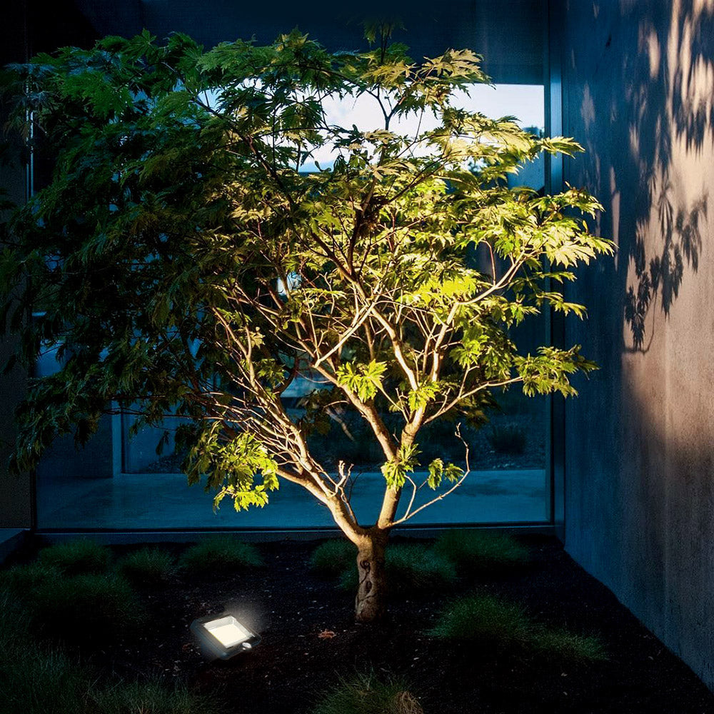 Solarny naświetlacz LED z czujnikiem ruchu Maclean, IP44, 5W, 400lm, 6000K, akumulator litowy 1300 mAh, 5,5V DC MCE438, 4 sztuki