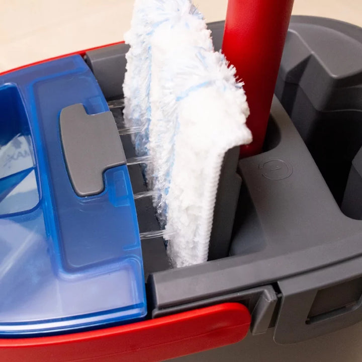 Mop płaski Vileda H2prO, 100% separacji wody czystej od brudnej, dwa zbiorniki, 3 nakładki z mikrofibry, końcówka 360°, 175774