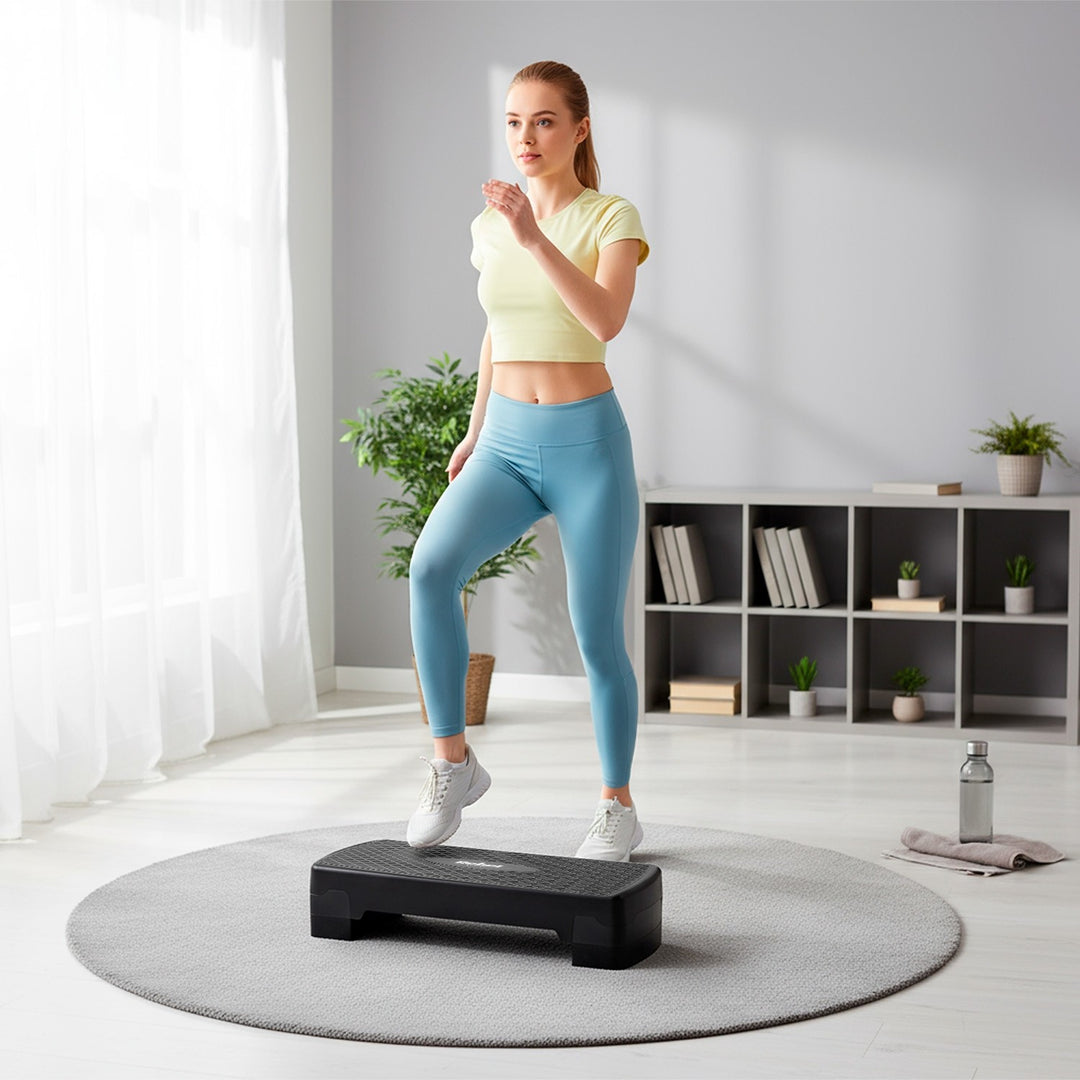 Step do aerobiku i ćwiczeń fitness Rebel Active, 3 stopnie, 68cm, czarny, RBA-3227-BK