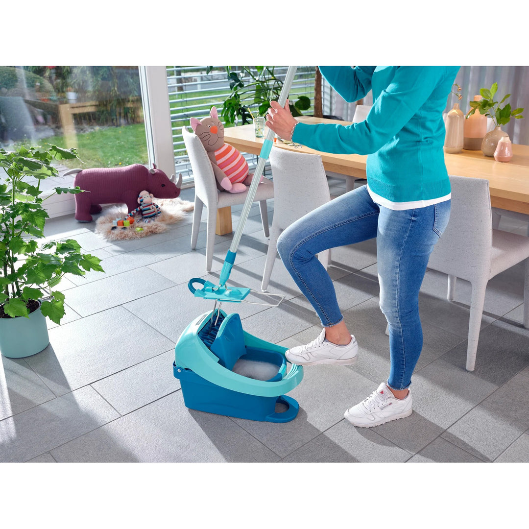 Zestaw Profi Leifheit, mop oraz wiadro na kółkach, wyciskanie stopą, łatwe opróżnianie, pojemność 8L, nakładka Micro duo, 55096