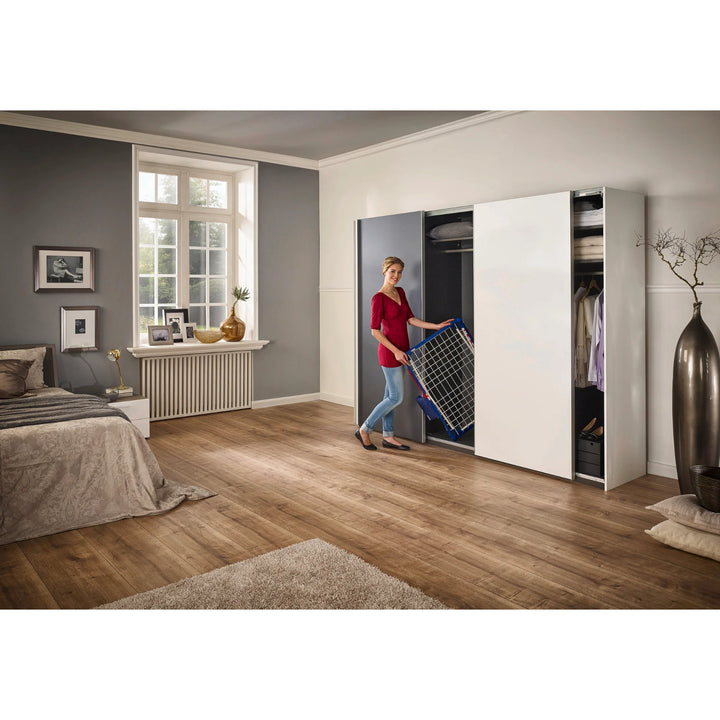 Suszarka Pegasus 180 Solid Plus Leifheit, długość linek 18m, stabilne równoległe nóżki, odporna na warunki atmosferyczne, 2 uchwyty na bieliznę, 81510