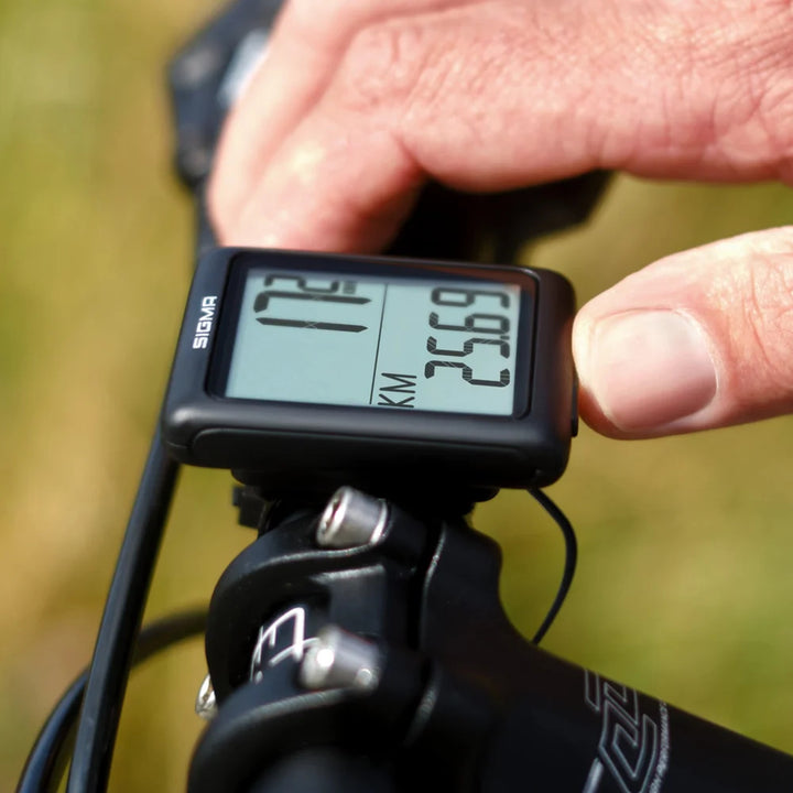 Licznik rowerowy Sigma BC 5.0 WR, wodoszczelny, odporny na warunki atmosferyczne, duży i czytelny wyświetlacz, 5 podstawowych funkcji