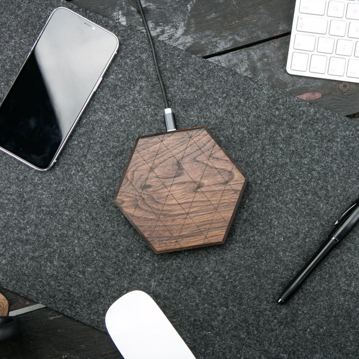 ŁADOWARKA INDUKCYJNA BEWOOD SLIM HEXAGON QI 15W ORZECH