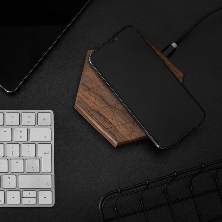 ŁADOWARKA INDUKCYJNA BEWOOD SLIM HEXAGON QI 15W ORZECH