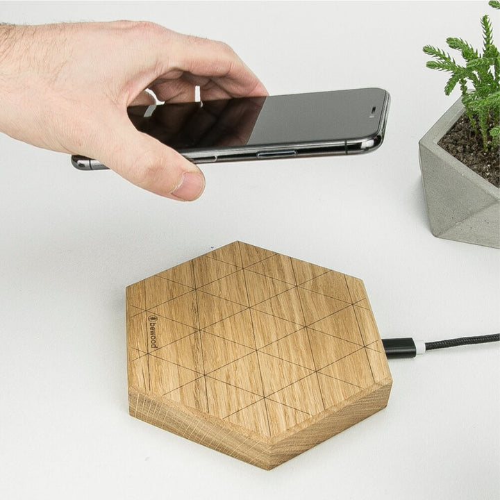 ŁADOWARKA INDUKCYJNA BEWOOD SLIM HEXAGON QI 15W DĄB