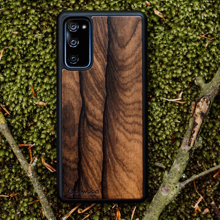 DREWNIANE ETUI IPHONE 13 ZIRICOTE WYSOKIEJ JAKOŚCI