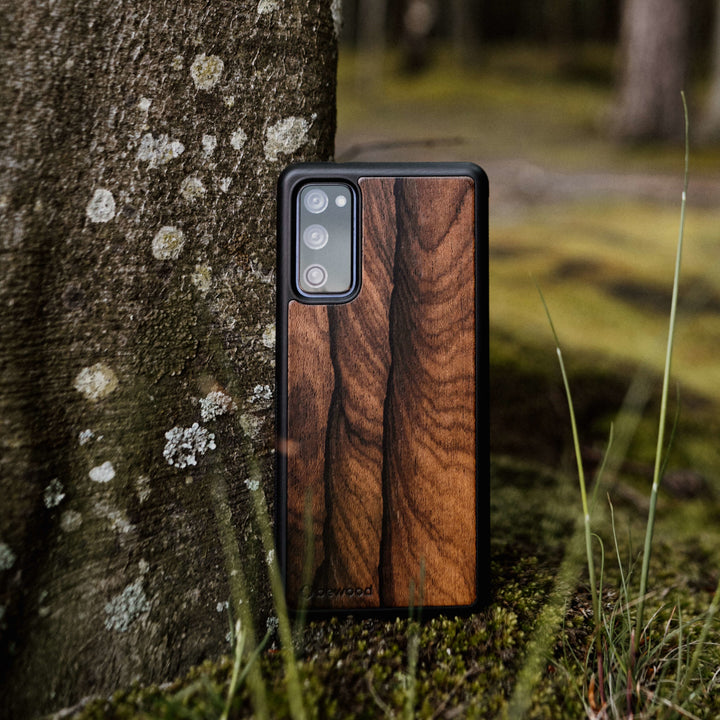 DREWNIANE ETUI IPHONE 13 PRO MAX ZIRICOTE WYSOKIEJ JAKOŚCI
