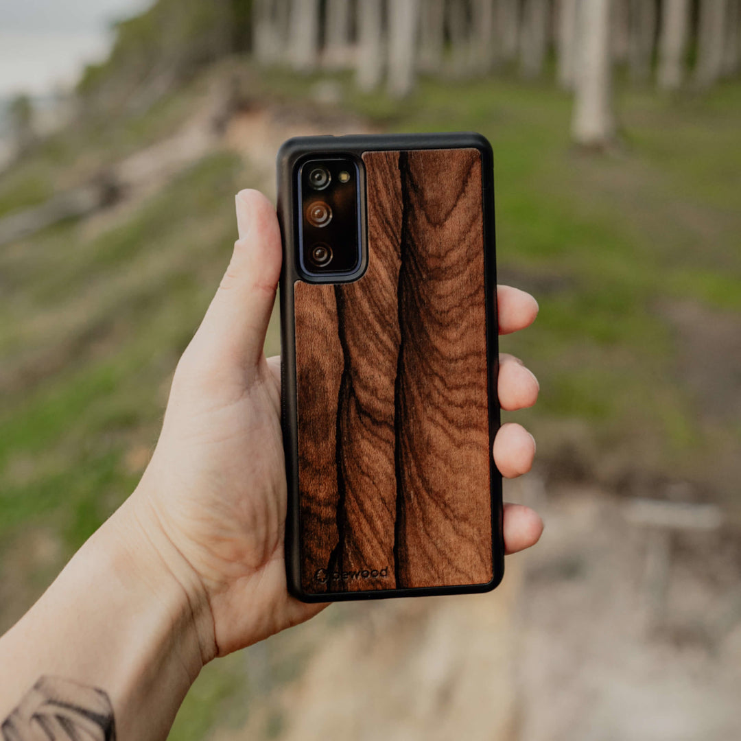 DREWNIANE ETUI IPHONE 13 PRO MAX ZIRICOTE WYSOKIEJ JAKOŚCI
