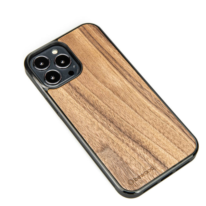 DREWNIANE ETUI IPHONE 13 PRO MAX ORZECH AMERYKAŃSKI