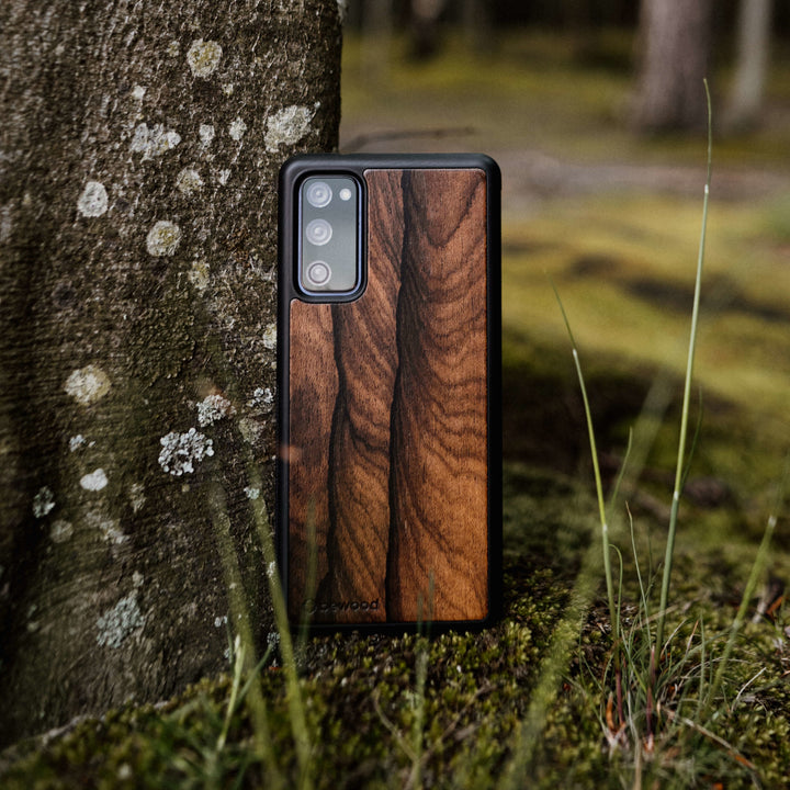 DREWNIANE ETUI IPHONE 12 / 12 PRO ZIRICOTE WYSOKIEJ JAKOŚCI