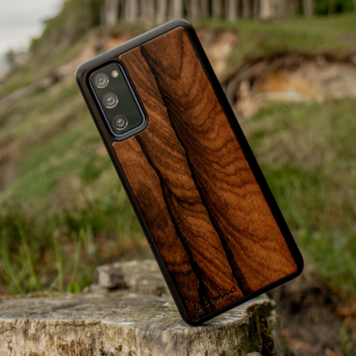 DREWNIANE ETUI IPHONE 12 / 12 PRO ZIRICOTE WYSOKIEJ JAKOŚCI