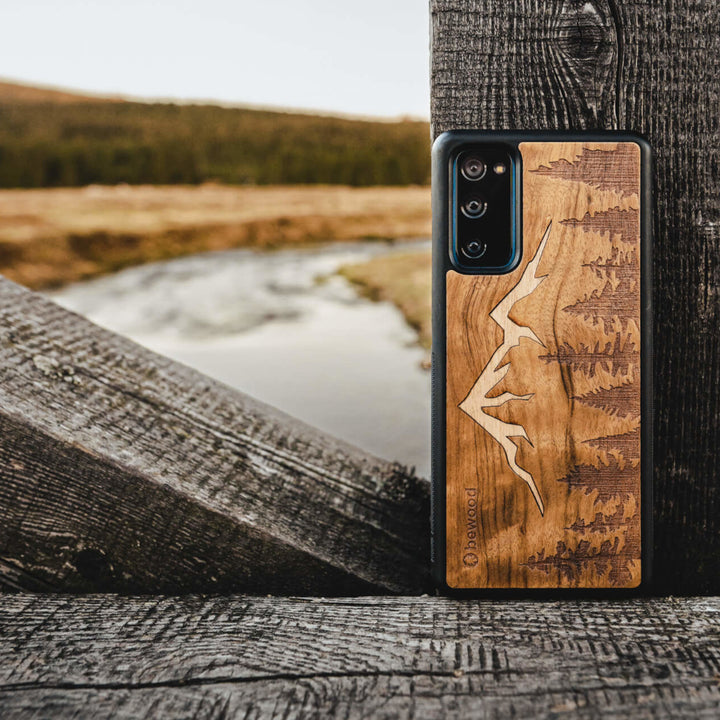 DREWNIANE ETUI IPHONE 12 MINI GÓRY IMBUIA WYSOKIEJ JAKOŚCI