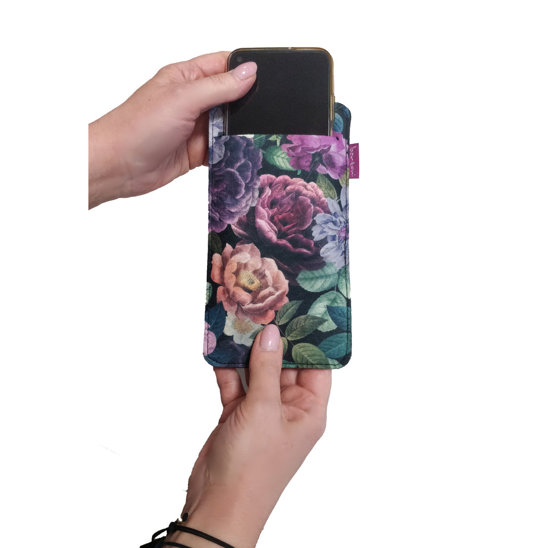 Etui na smartfon Bertoni, z ekologicznego filcu, 105x195 mm, wzór Pocałunek, EE0031