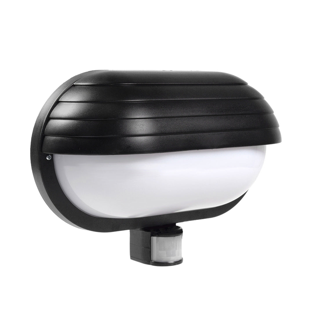 Oprawa ścienna Maclean, z czujnikiem PIR, max. 60W, 180°, MCE33B + LED 6W